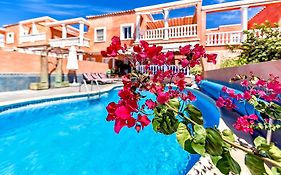 Villa In Los Cristianos
