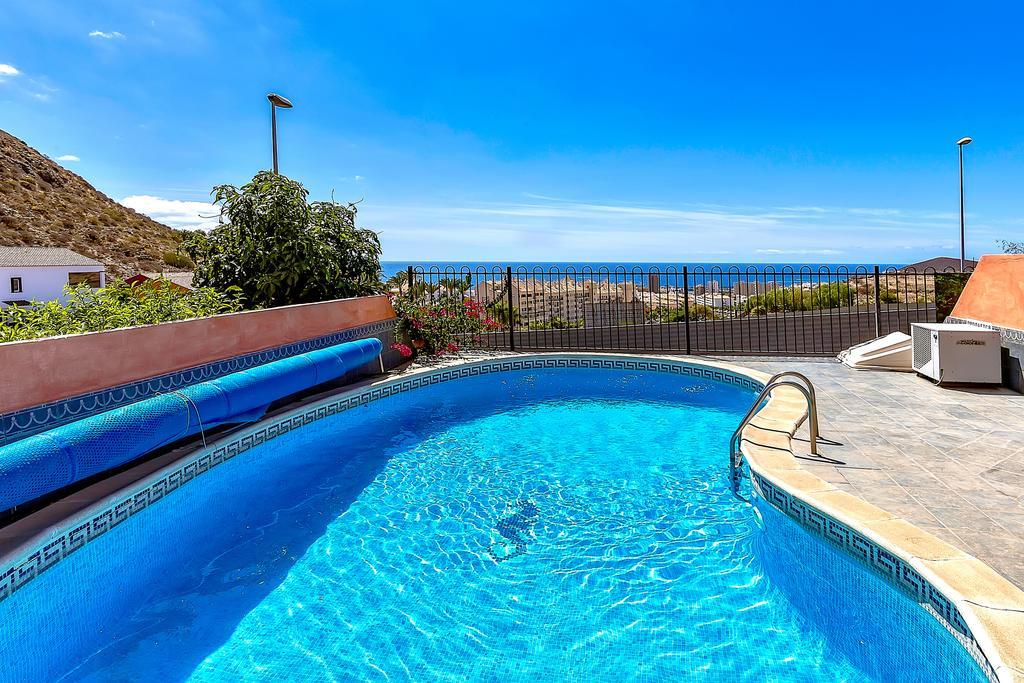 Villa In Los Cristianos Los Cristianos  Exterior photo